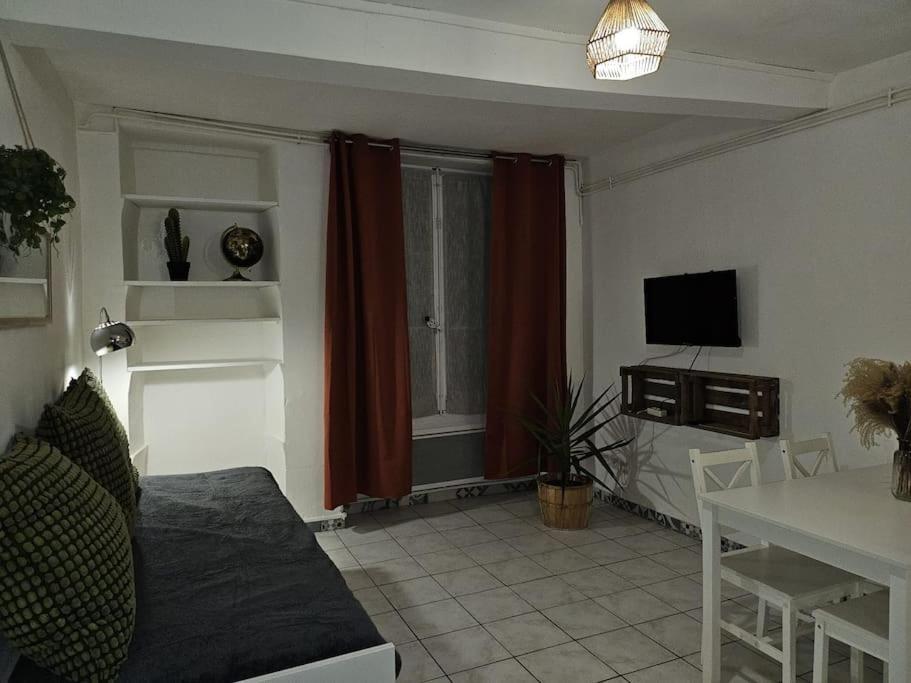 קרקסון 1-Centre-Ville Studio 25M2 Box A Bagages Gratuits מראה חיצוני תמונה
