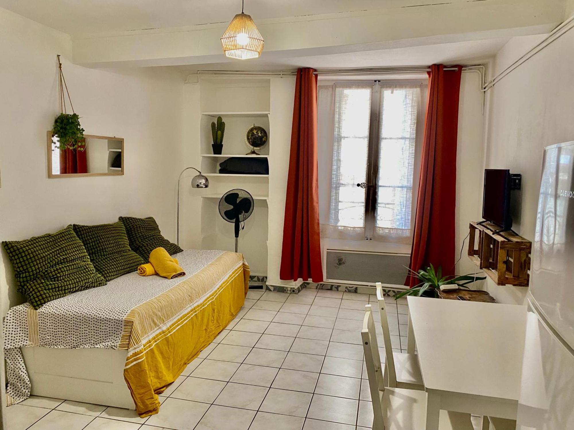 קרקסון 1-Centre-Ville Studio 25M2 Box A Bagages Gratuits מראה חיצוני תמונה